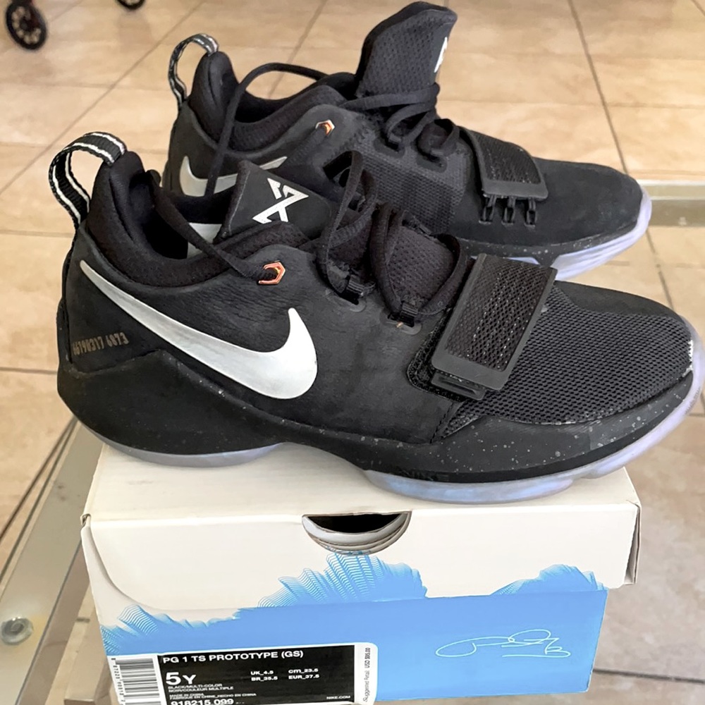 Nike Pg 1 TS prototype